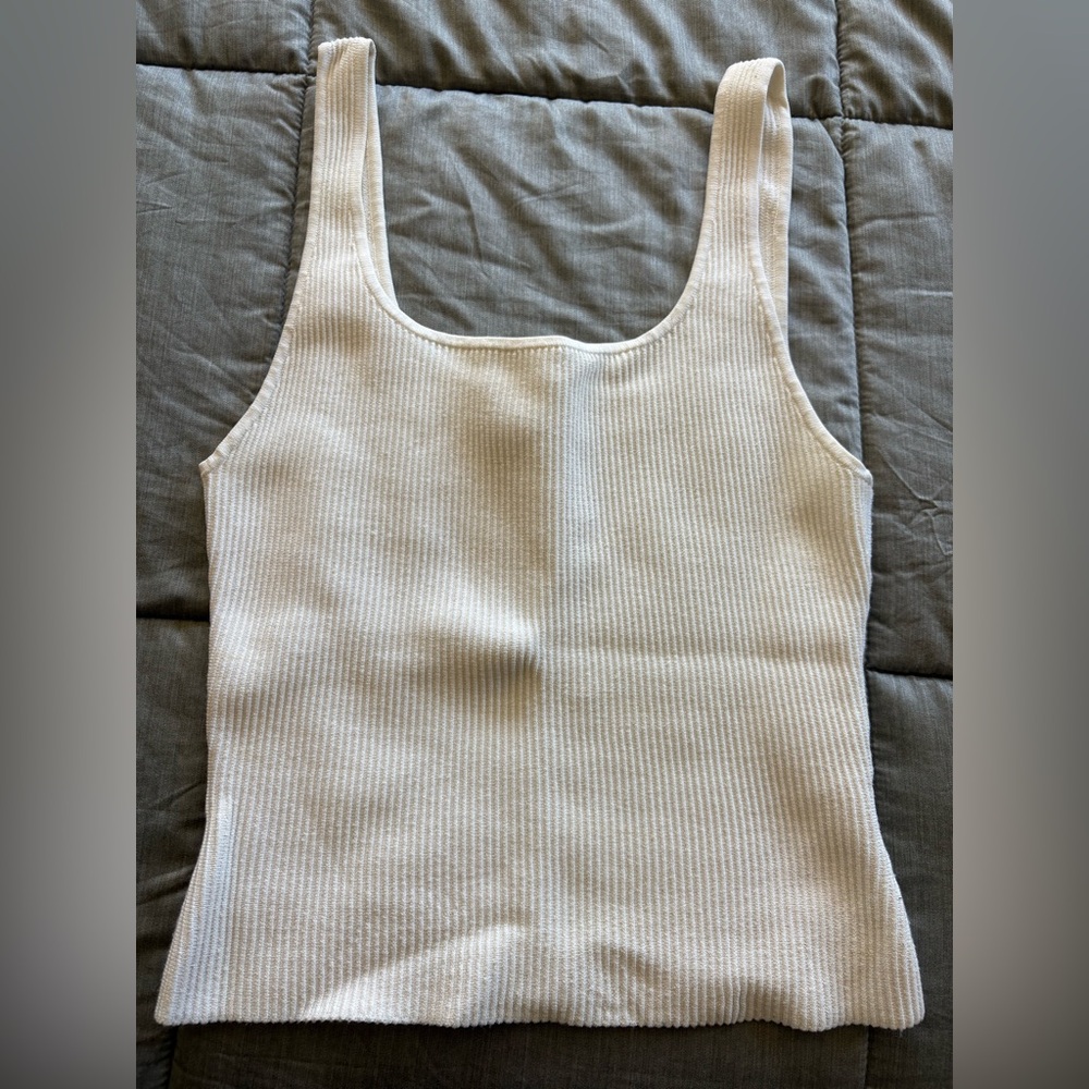 White babaton tank